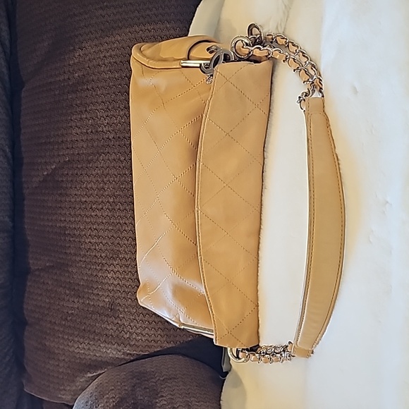 Chanel Ultimate Foldover Bag - Picture 7 of 16